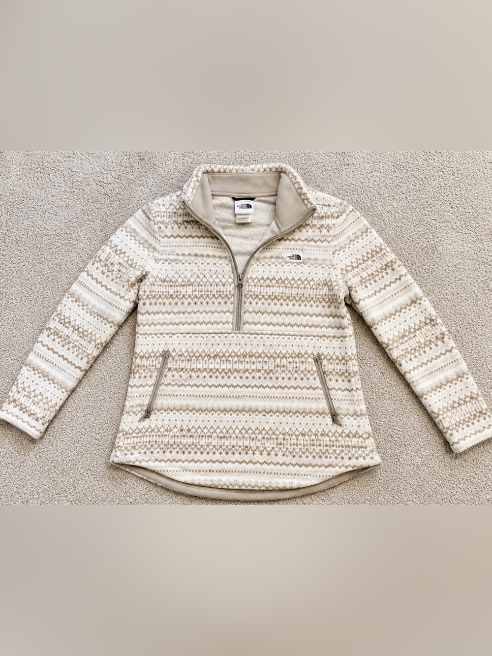 The North Face Beige and Cream Quarter-Zip Pullover